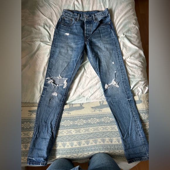 Levi’s 501 Skinny - Picture 4 of 6